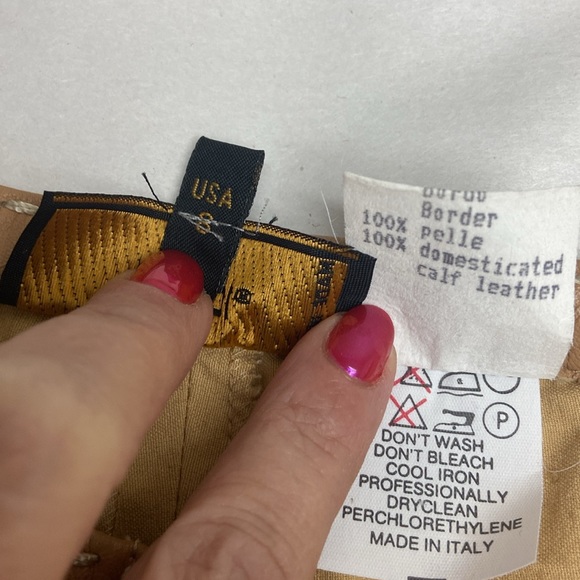 Fendi vintage high waisted pants with leather detail.  Amazing zipper pull! Luxe - Picture 6 of 12